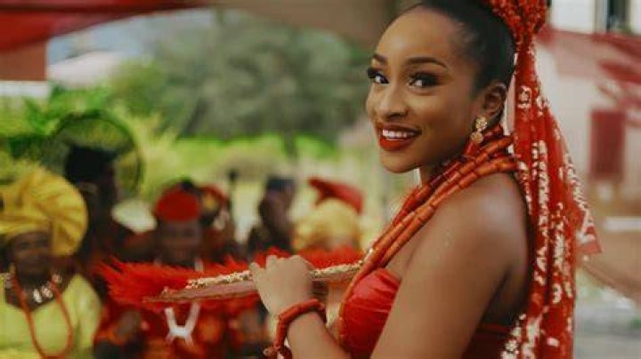 MUSIC: Chike – Roju